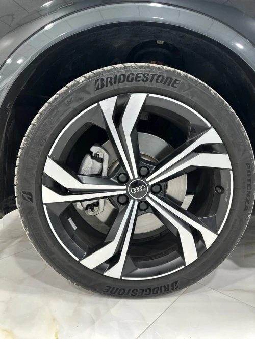Audi Q3 2024 Black