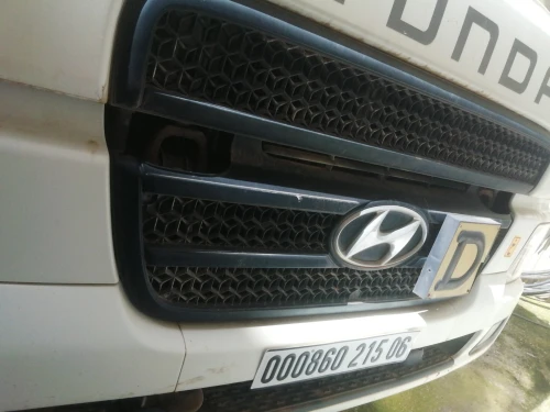 Hundai 270 2015