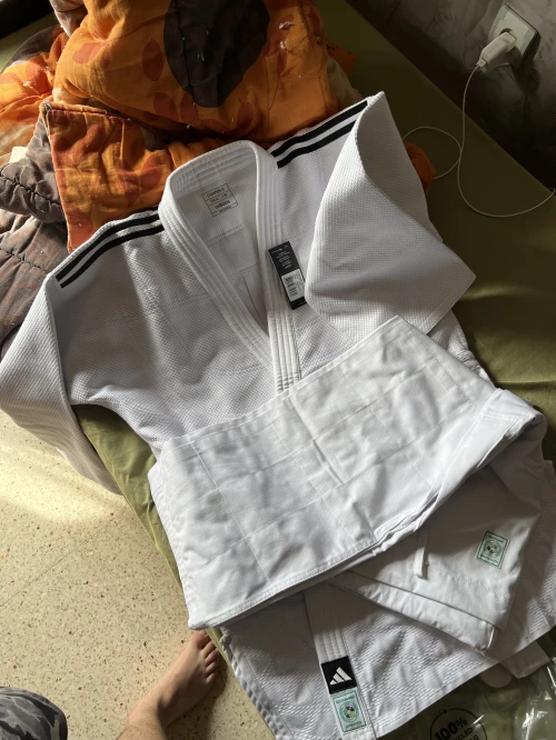 Kimono adidas champion 3 IJF