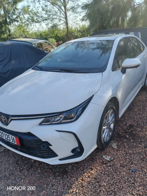 Toyota Corola 2025 D_4T