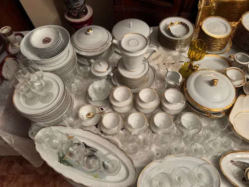 Services de tables en porcelaine de limoge