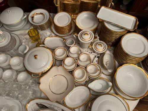 Services de tables en porcelaine de limoge