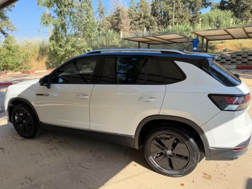 Volkswagen Tiguan 2024 