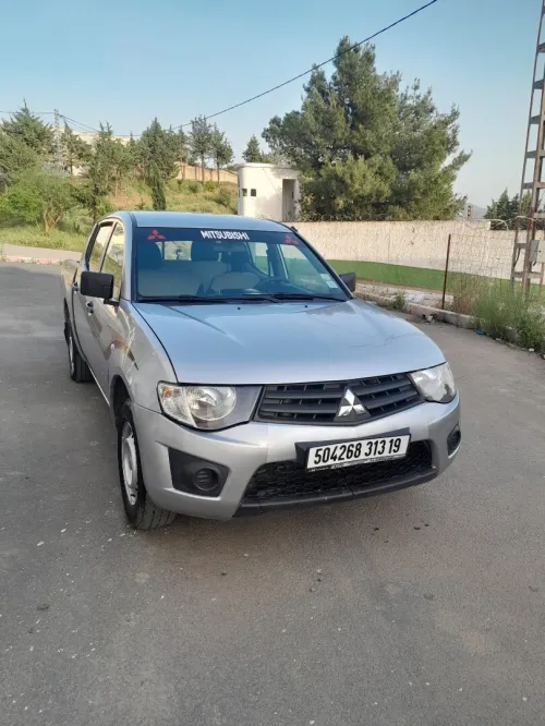 Mitsubishi L200 2013 Doube cabine Evolution