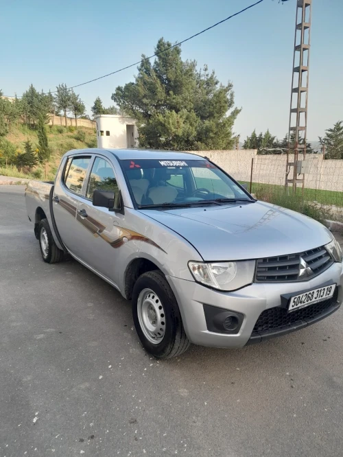 Mitsubishi L200 2013 Doube cabine Evolution