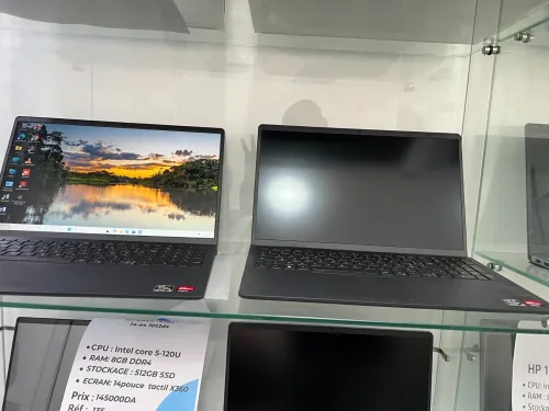PC portable Dell 15-ryzen 5 7520U /8G RAM / 512 GO SSD / NOIR/ 15.6 FULL HD / Neuf sous emballage