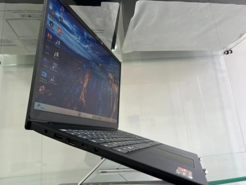 Pc Portable - Lenovo Ryzen 3 /7320U / 8GB RAM / 256GB SSD /15,6''/ Neuf Sous Emballage / Garantie 12 Mois