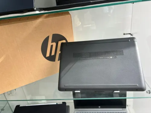 Pc Portable HP 250R G9/i5-1335U/8GB RAM/512GB SSD/ Ecran 15.6''/Garantie 12 Mois / Neuf sous emballage
