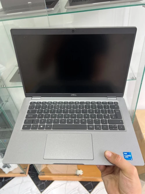PC Portable DELL LATITUDE 5420/i5-11th / 8g RAM / 256 GB SSD / 14''FHD / Etat 10/10 Garantie 3 mois