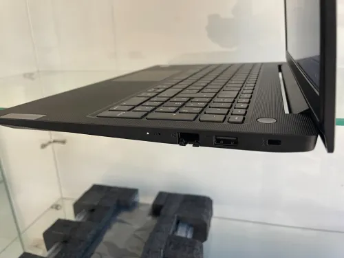 Lenovo V15 G4 IRU | i3-1315U 13Gen | 8GB RAM | 256GB SSD | 15.6"FHD | Neuf Sous Emballage + Garantie 12 Mois