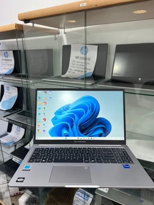 PC PORTABLE ASUS Expertbook /Intel i5-1315U/8G RAM/512GB SSD/FINGERPRINT/ Neuf sous emballage