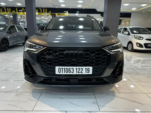 Audi Q3 2022 S Line compétition