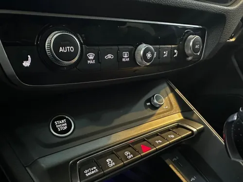 Audi Q3 2022 S Line compétition