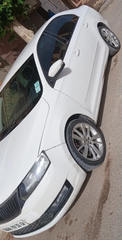 Skoda Rapid Facelift 2019 Ambition
