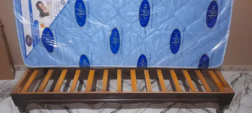 10 SEDARI avec 10 matelas neufs