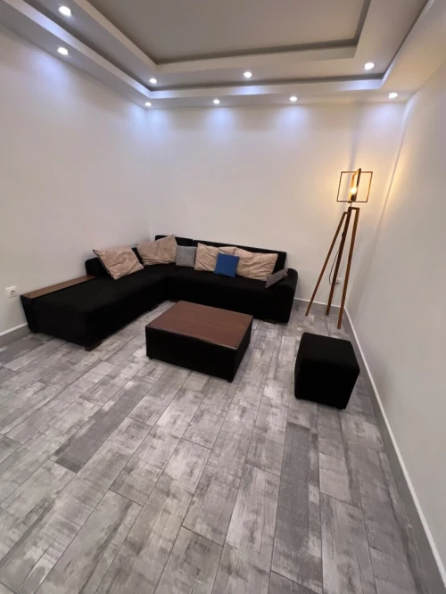 Location Appartement F2 Alger Hydra