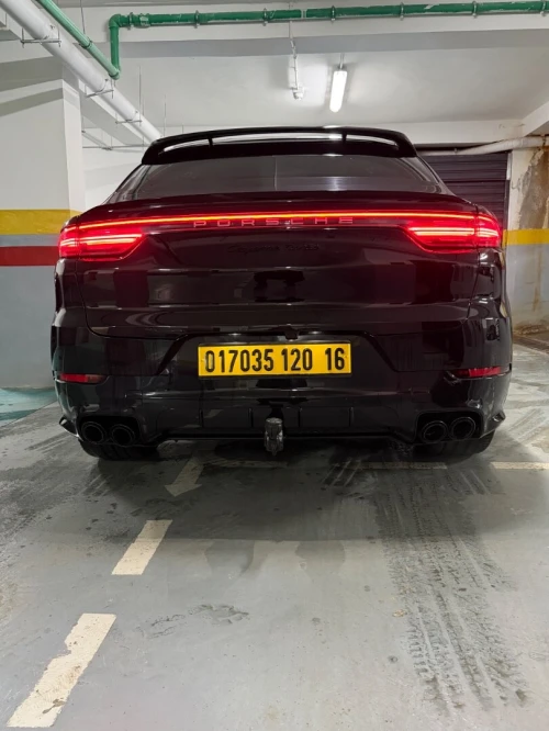 Porsche Cayenne 2020 Turbo