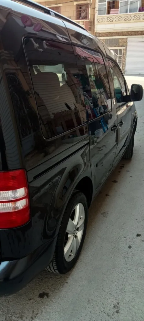 Volkswagen Caddy 2011 Bleu motion