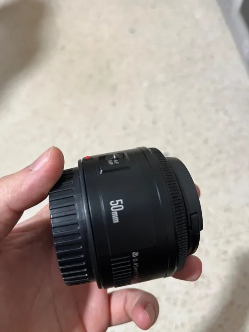 Camera canon m50