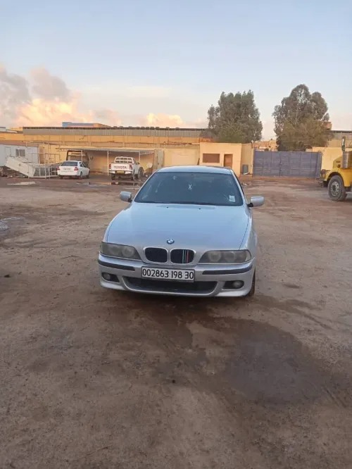 BMW E39 1998 