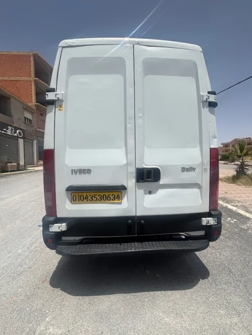 IVECO C11 2006