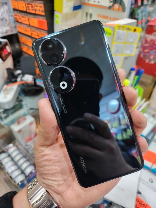 Honor Honor90