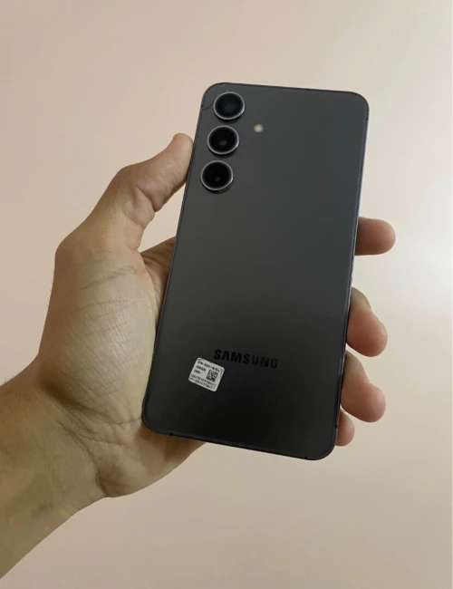 Samsung S24