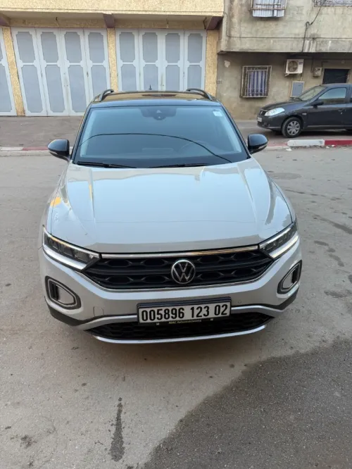 Volkswagen T-Roc 2023 Life