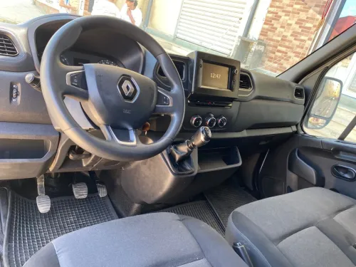 Renault Master 2021