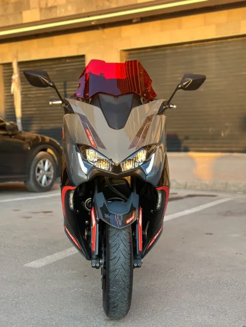 Yamaha Tmax 2021