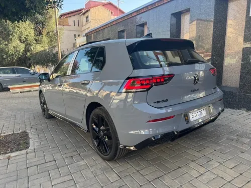 Volkswagen Golf 8 2025 Tfsi 300