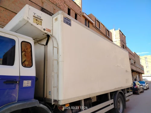 Renault 385- 10 tonnes 1985