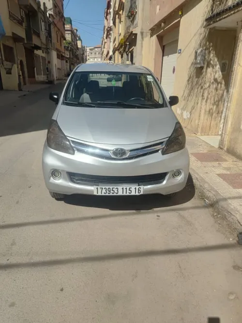 Toyota Avenza 2015 Avenza