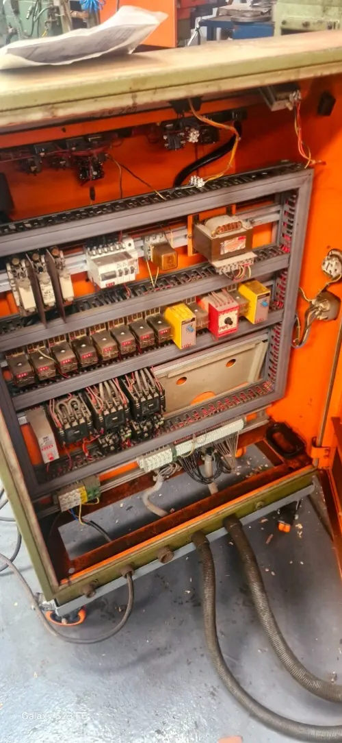 Vend presse 50 Tonnes Excentrique