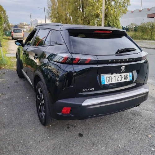 Peugeot 2008 2023 Allure Pack