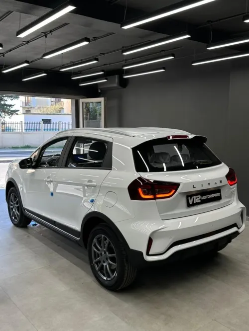 Livan X3 Pro  2025 International manuelle