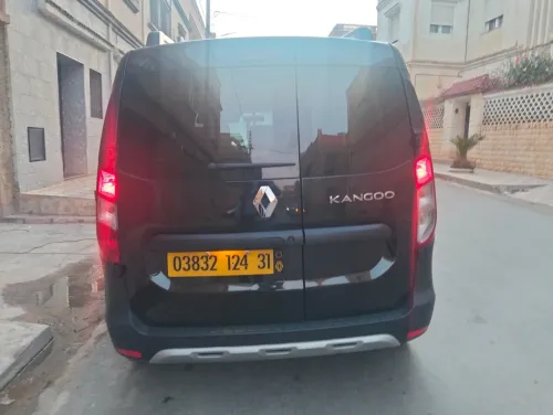 Renault Kangoo 2024 Kongo stipwai