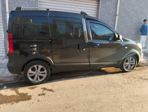 Renault Kangoo 2024 Kongo stipwai
