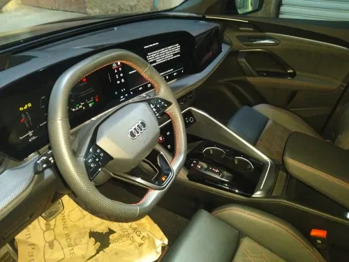 Audi Q5 2025 S lain