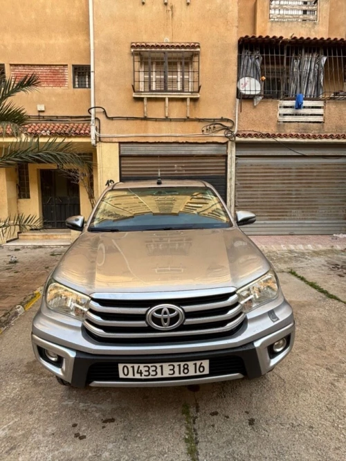 Toyota Hilux 2018 LEGEND DC 4x4