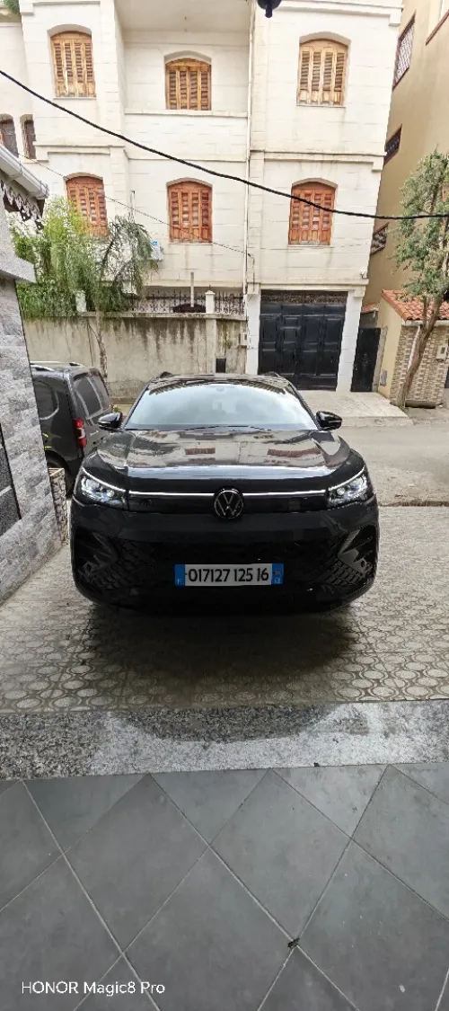 Volkswagen Tiguan 2025 R-Line