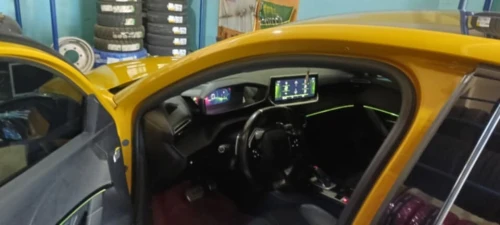 Peugeot 208 2023 GT