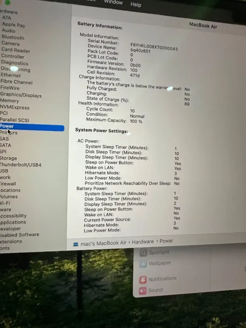 MacBook m4 2025