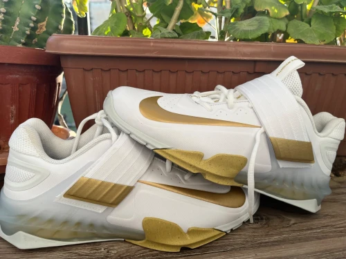 Nike savaleos