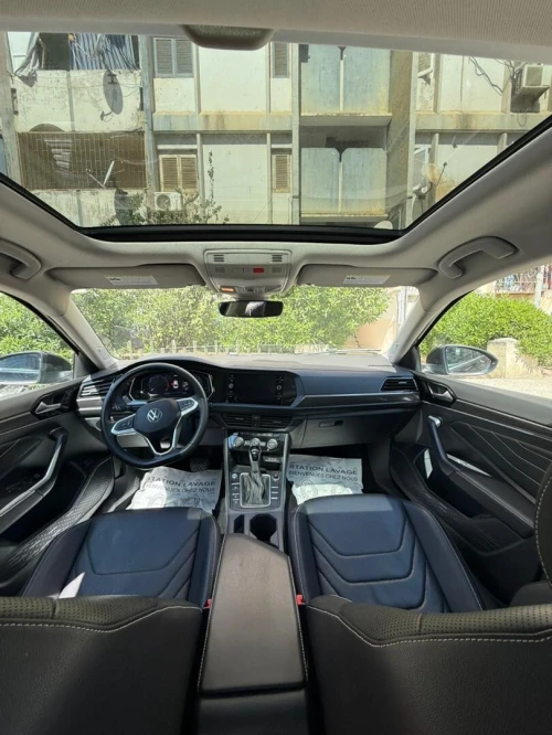Volkswagen Jetta 2024 R-ligne