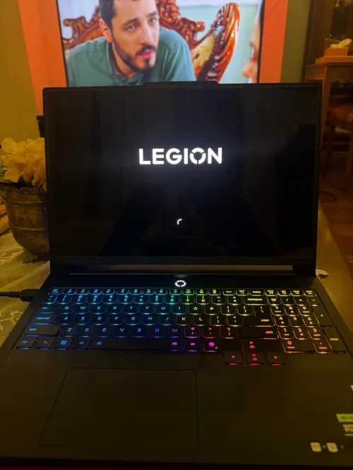 Lenovo Legion Pro 7 16IAX10H