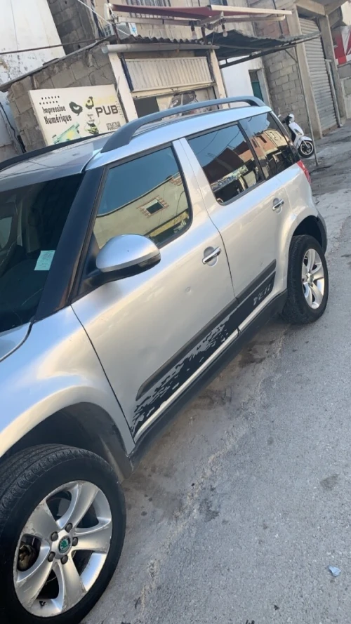 Skoda yeti 2012 premier main