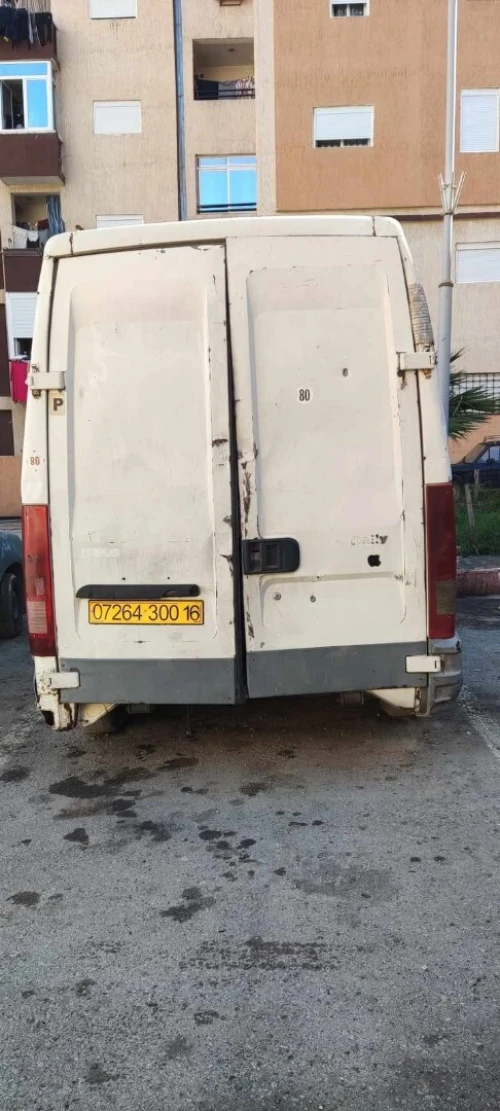 Iveco c9 kaniche C9 2000