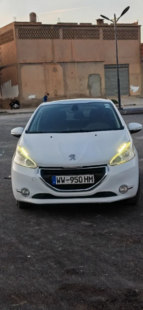 Peugeot 208 2014 Allure