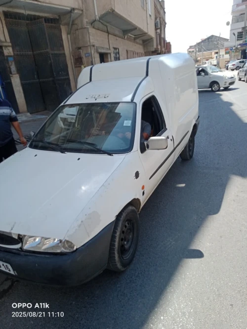 Ford Courrier 1999 XS